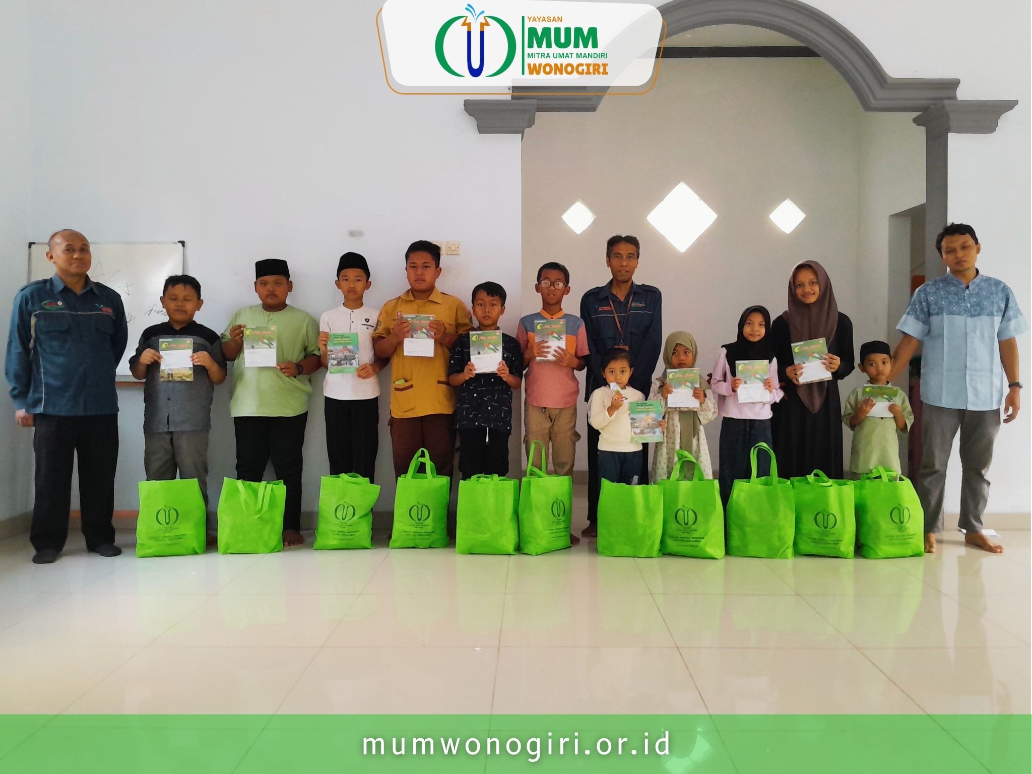 Santunan dan Pendampingan untuk Anak-anak Yatim di Jatiroto